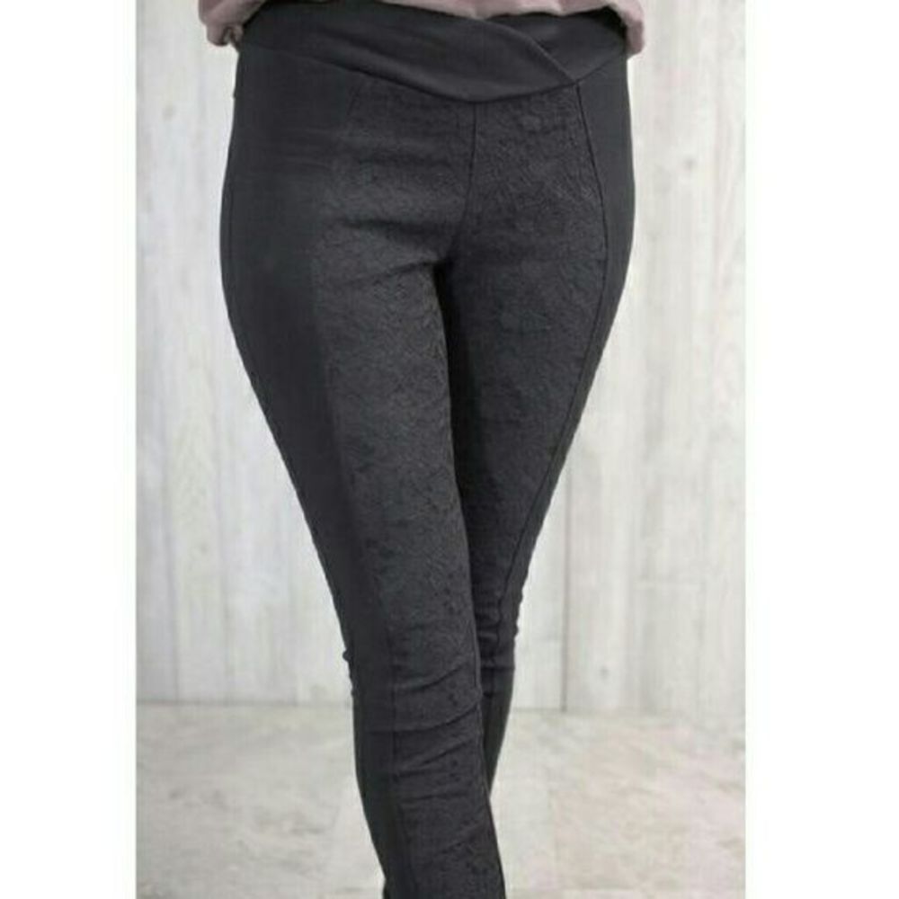 Lace Panel Skinny Pant